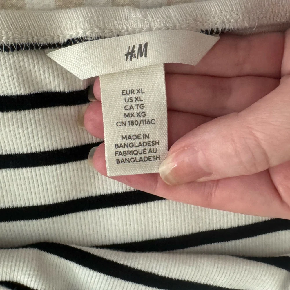 H&M Striped Ribbed Off-Shoulder Top - Picture 3 of 4